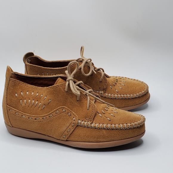 Minnetonka suede leather lace up moccasin size 5 - Picture 2 of 14